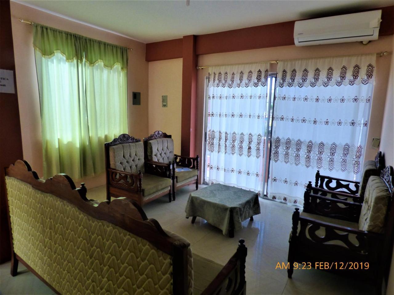 Hostal Terito Пуэрто-Бакерисо-Морено Экстерьер фото